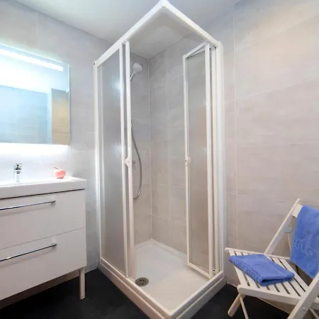 Daire Apolo Vi-6 By Interhome Calp